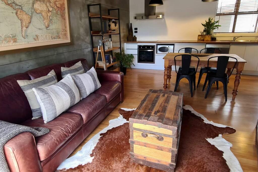 Apartment 4 - Haddin Court - Chic Ny Loft Style Бленем Экстерьер фото